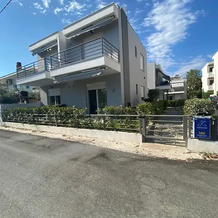 Appartamento In Paralia Ofriniou